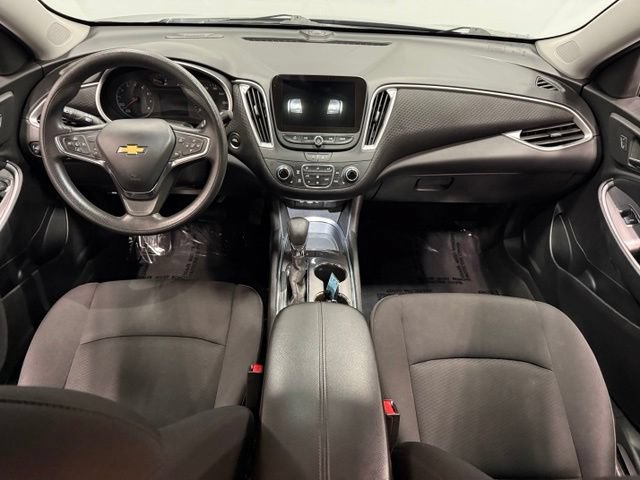 Used 2025 Chevrolet Malibu LT FWD image 33
