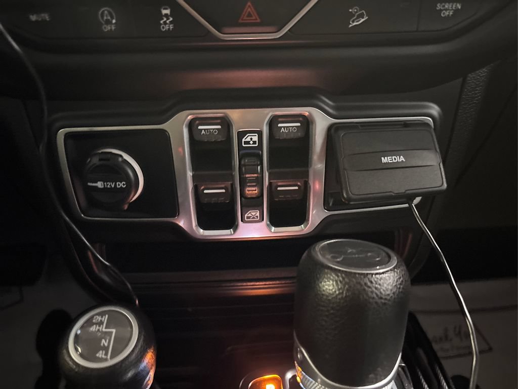 Used 2019 Jeep Wrangler Unlimited Sport S AWD/4WD image 33