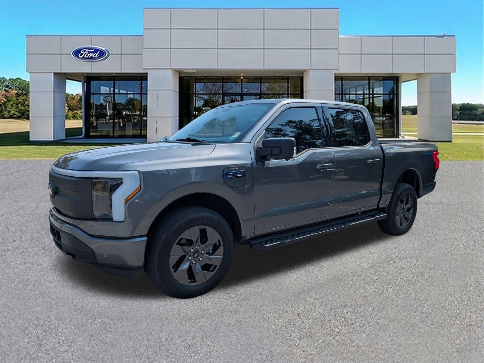 Certified 2025 Ford F150 Lightning Flash AWD/4WD image 4