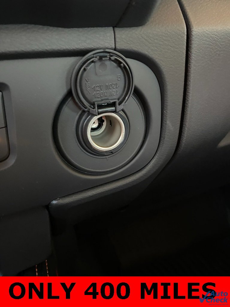 Used 2025 Nissan Frontier PRO-4X w/ Black Accent Package image 26