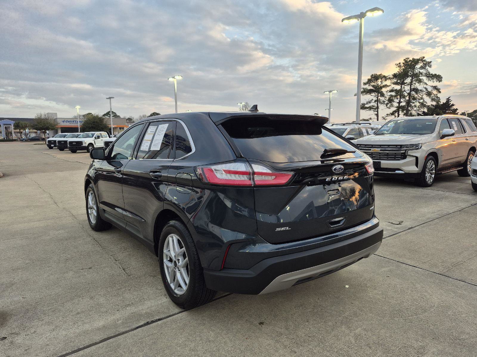 Certified 2024 Ford Edge SEL image 3