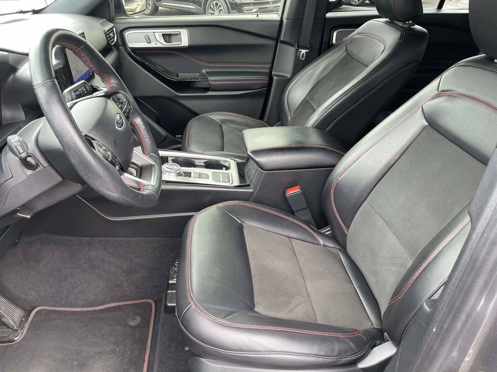 Certified 2022 Ford Explorer ST-Line RWD image 13