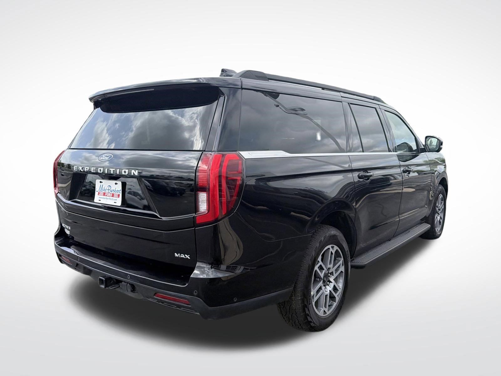 Certified 2025 Ford Expedition Max Active AWD/4WD image 8