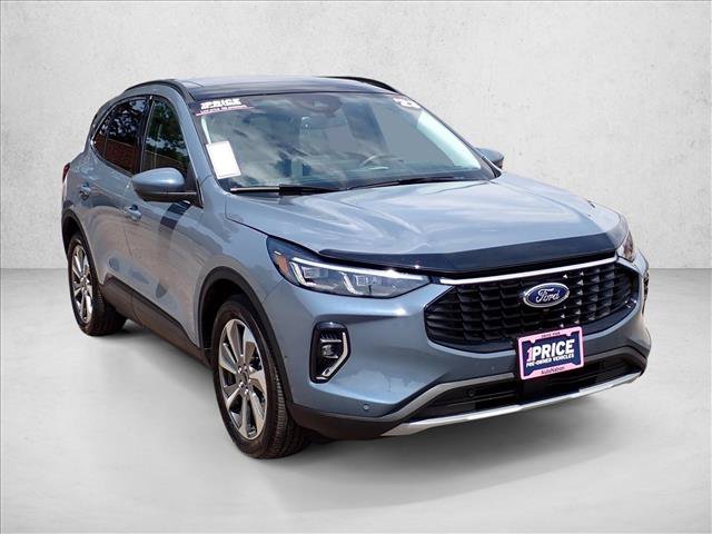 Certified 2023 Ford Escape Platinum w/ Premium Technology Package AWD/4WD image 6