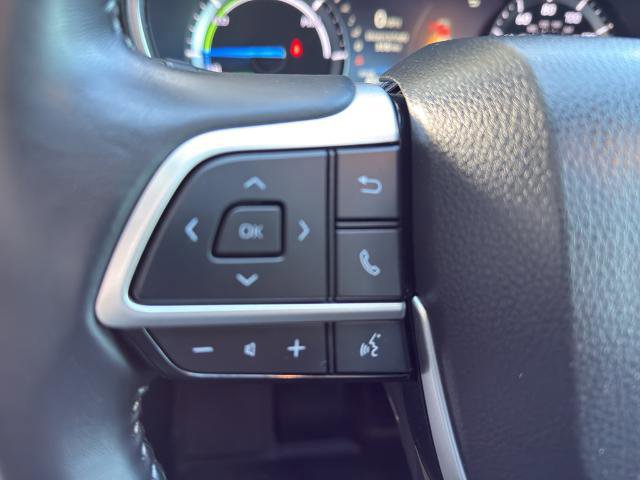 Used 2022 Toyota Highlander XLE image 18