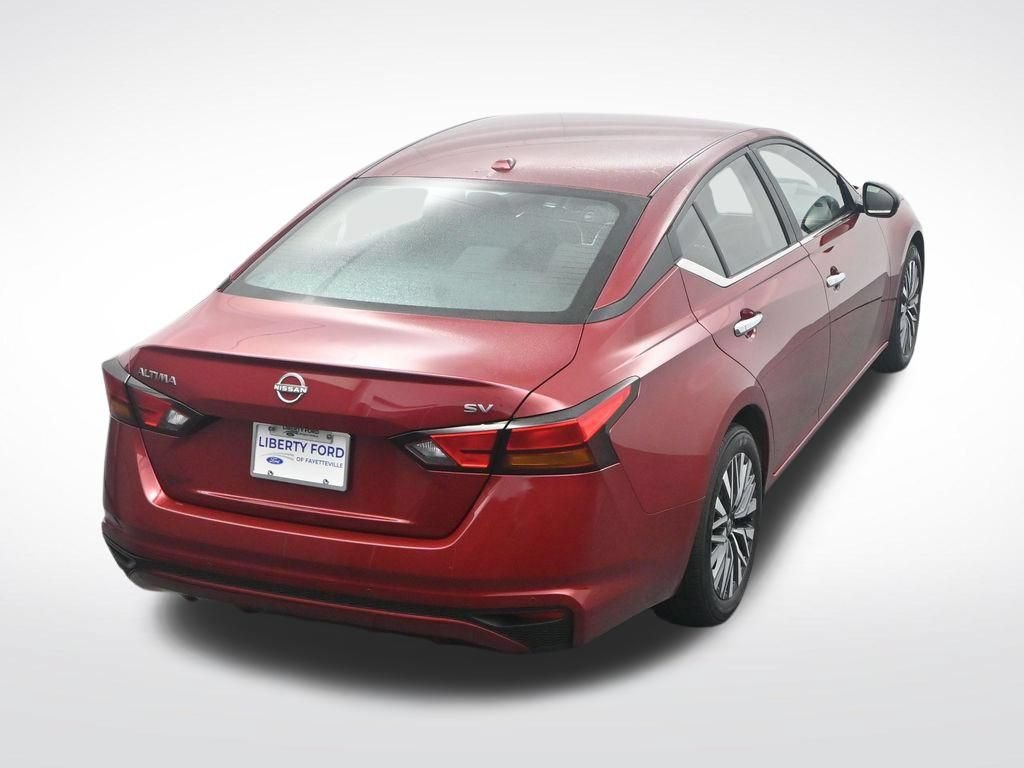 Used 2024 Nissan Altima 2.5 SV FWD image 34