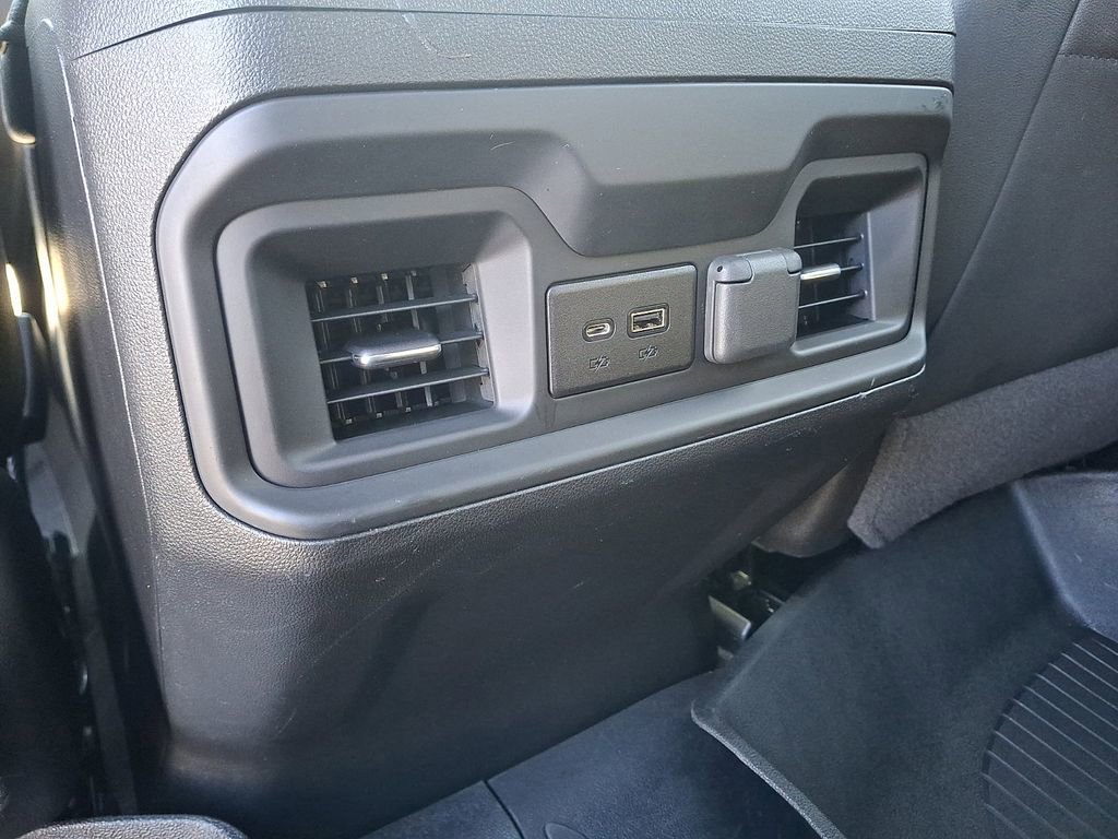 Used 2022 Chevrolet Silverado 1500 LT Trail Boss w/ Convenience Package II AWD/4WD image 11
