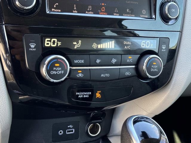 Used 2020 Nissan Rogue Sport SL w/ Premium Package image 14