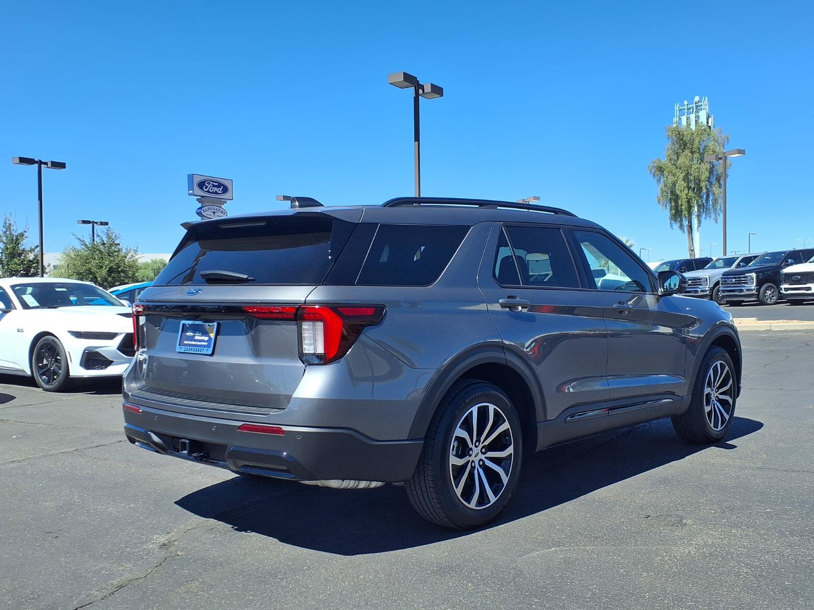Certified 2025 Ford Explorer ST-Line RWD image 6