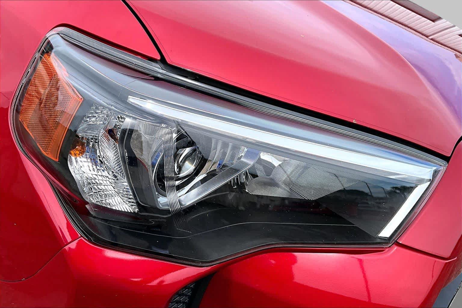 Used 2021 Toyota 4Runner SR5 RWD image 27