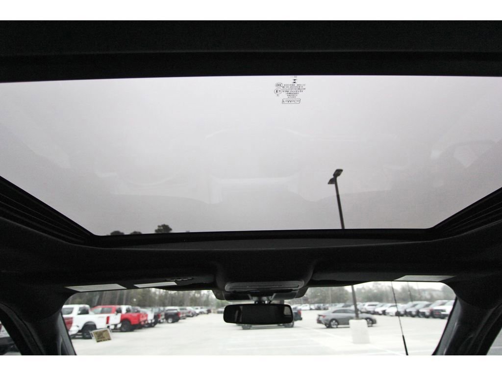 Certified 2023 Ford F150 Lariat w/ Equipment Group 502A High image 14