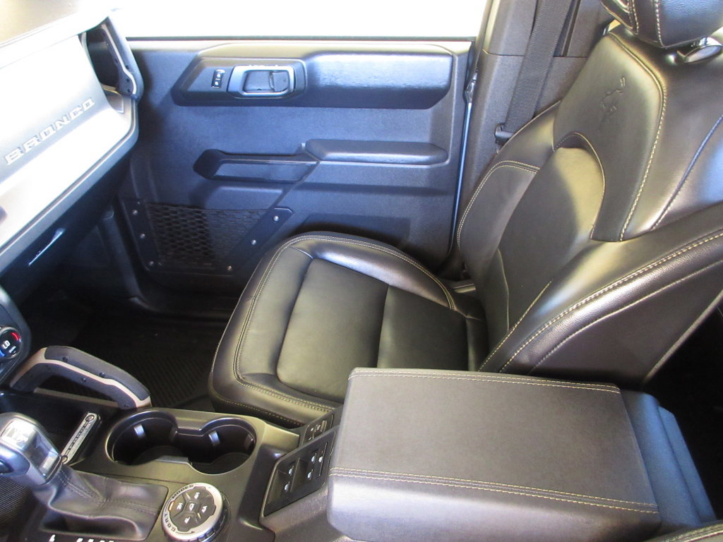 Certified 2025 Ford Bronco Badlands AWD/4WD image 23