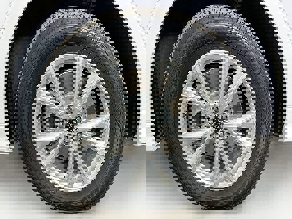 Used 2024 Audi Q3 2.0T Premium image 11