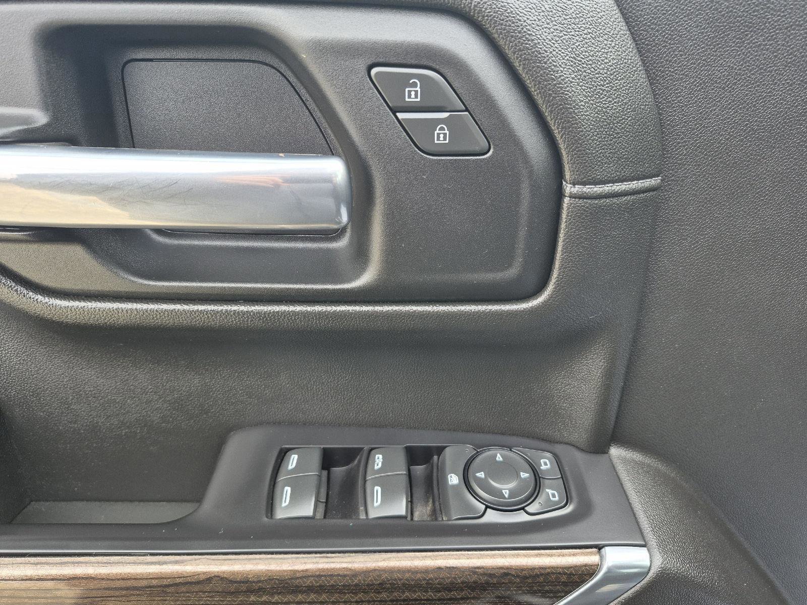 Used 2021 Chevrolet Silverado 1500 LT w/ Texas Edition Plus image 8