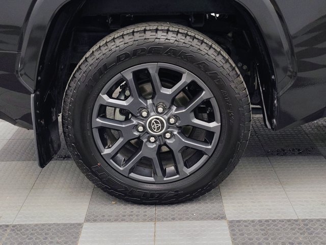 Used 2023 Toyota Tundra Platinum w/ Advanced Package AWD/4WD image 13