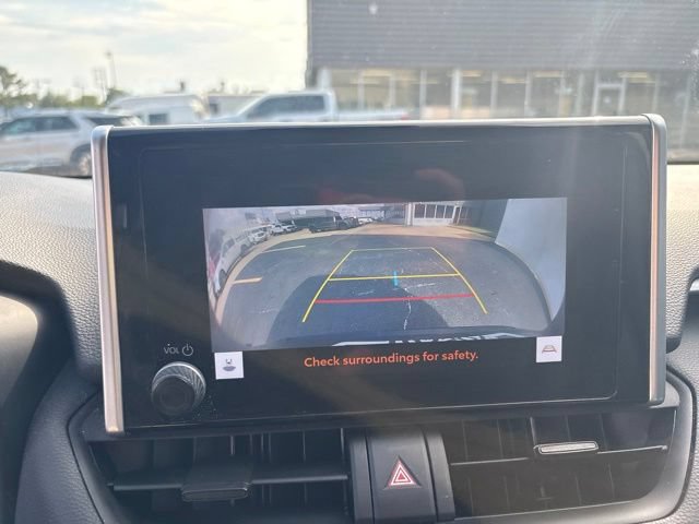Used 2024 Toyota RAV4 LE FWD image 29