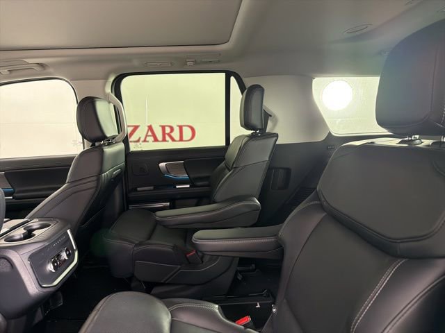 Certified 2025 Ford Expedition Platinum w/ Driver's Package image 13