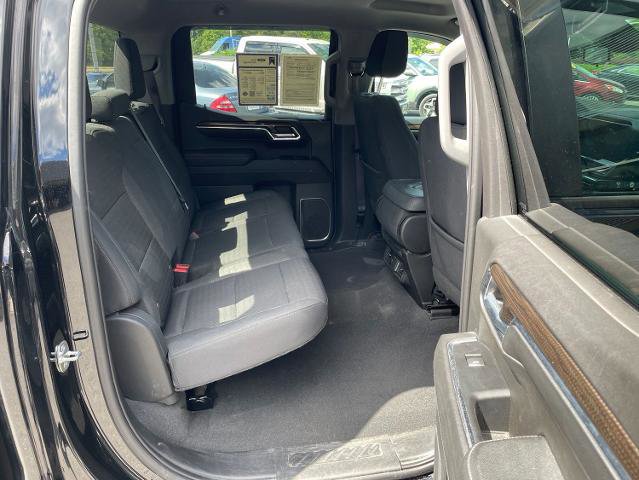 Used 2023 Chevrolet Silverado 1500 LT AWD/4WD image 13
