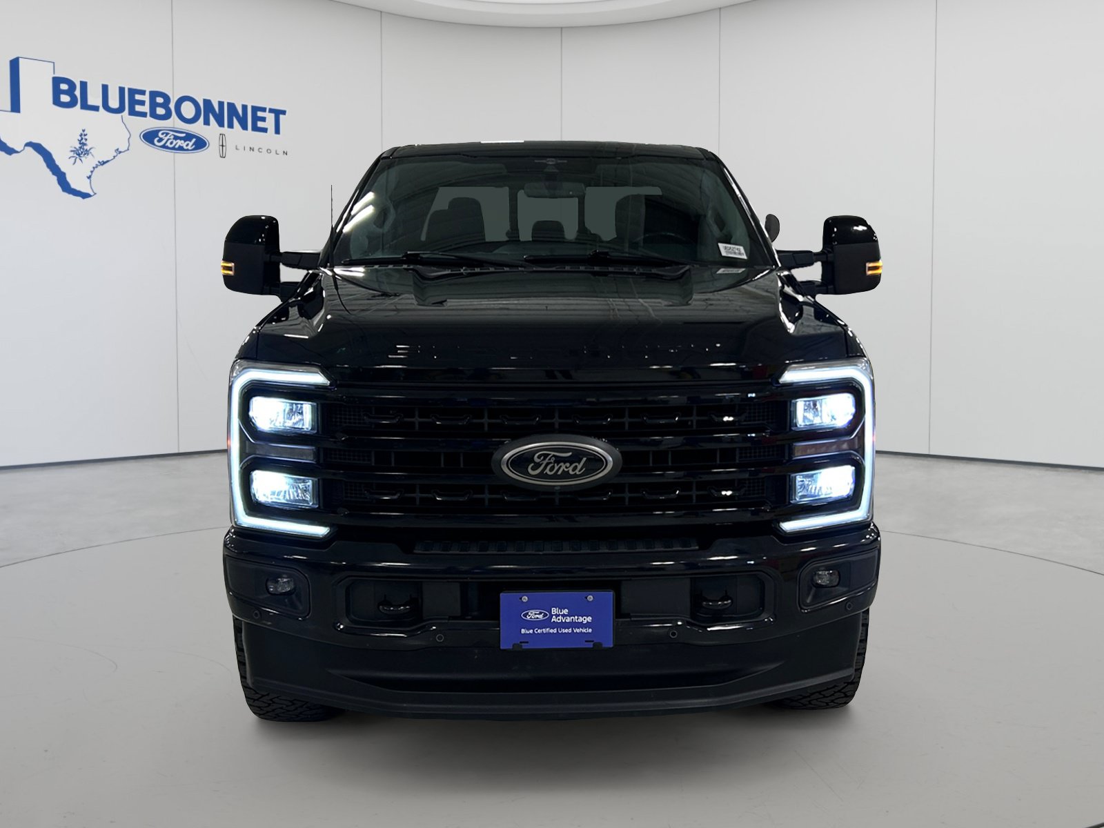 Certified 2023 Ford F250 Lariat w/ Black Appearance Package AWD/4WD image 2