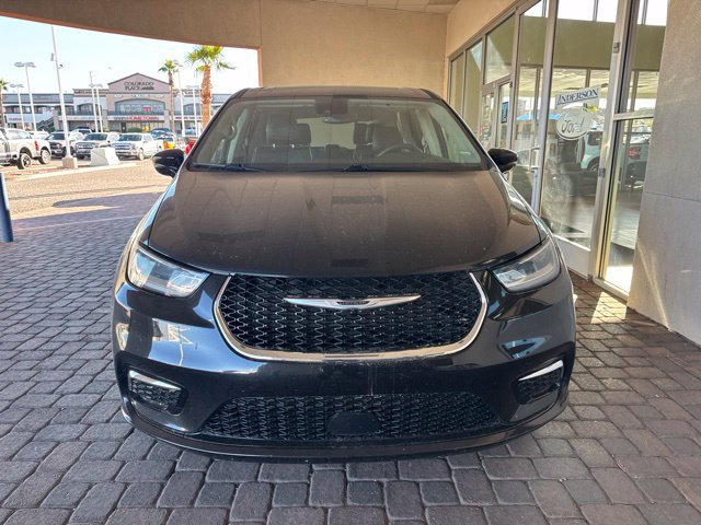 Used 2024 Chrysler Pacifica Limited FWD image 7