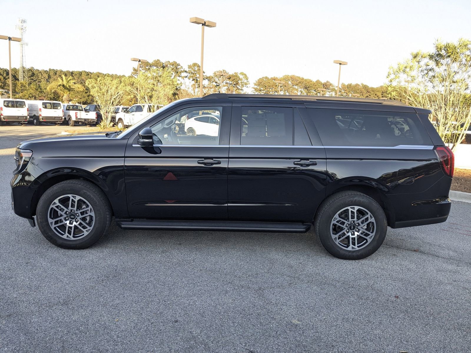 Certified 2025 Ford Expedition Max Active image 2