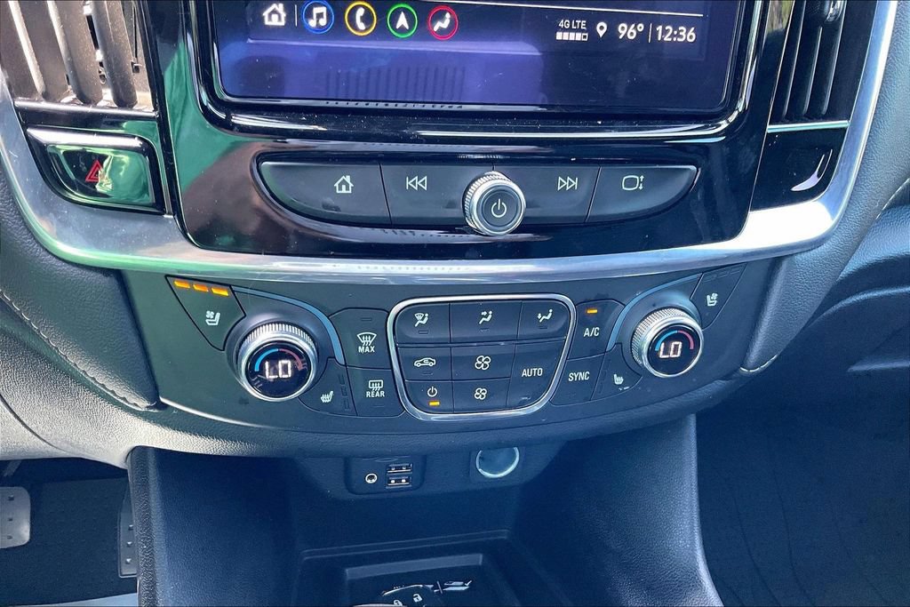Used 2022 Chevrolet Traverse Premier w/ LPO, Floor Liner Package FWD image 32