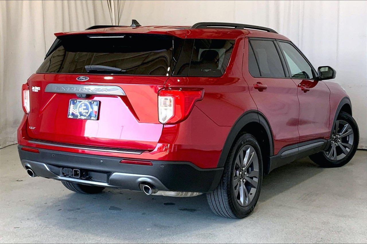 Certified 2023 Ford Explorer XLT w/ Equipment Group 202A RWD image 13