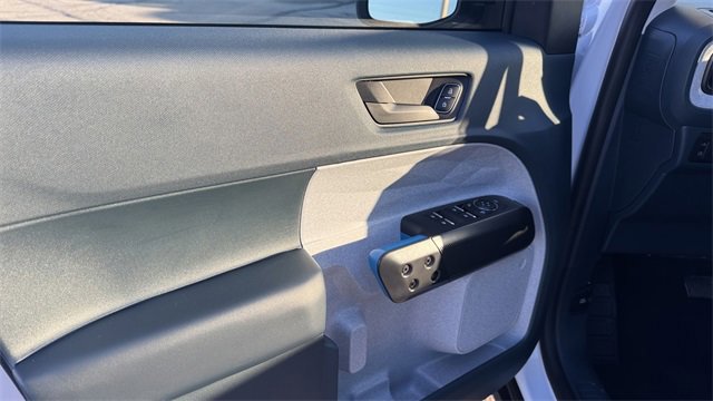 Certified 2025 Ford Maverick XLT image 21