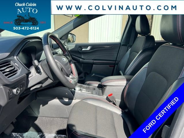 Certified 2025 Ford Escape ST-Line Select AWD/4WD image 15