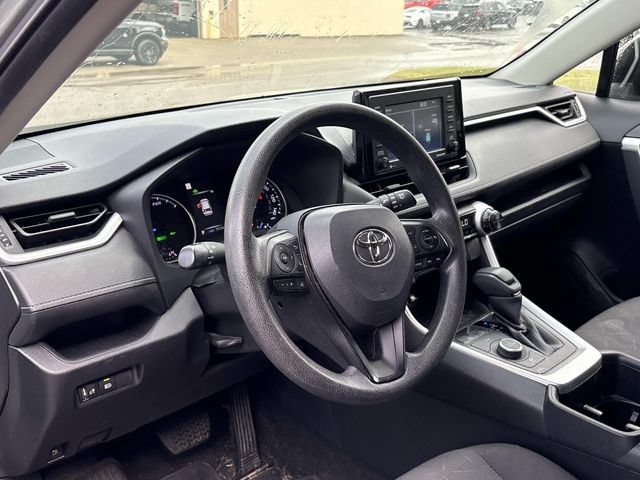 Used 2022 Toyota RAV4 XLE w/ Protection Package (TMS) AWD/4WD image 12