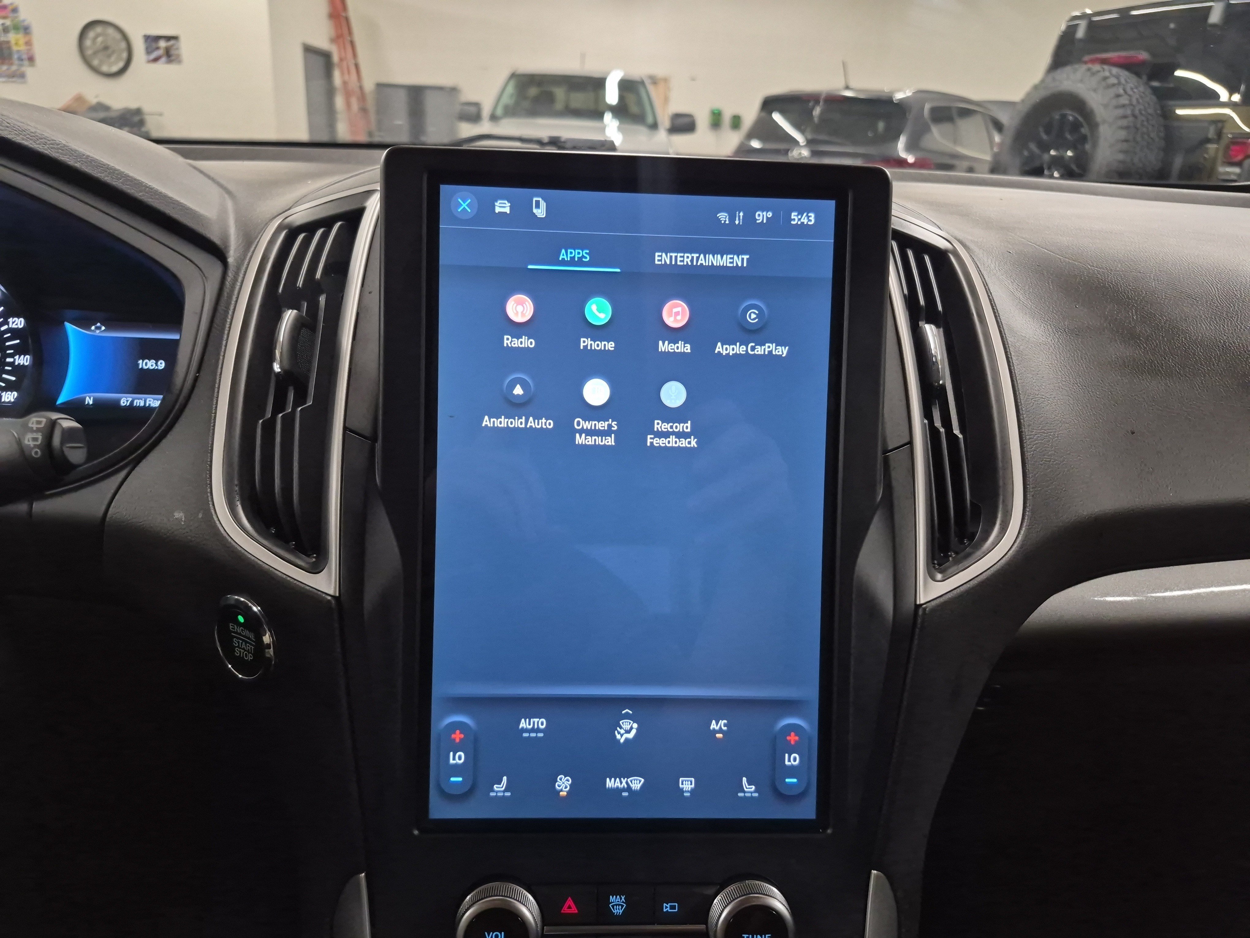 Certified 2024 Ford Edge SEL AWD/4WD image 32