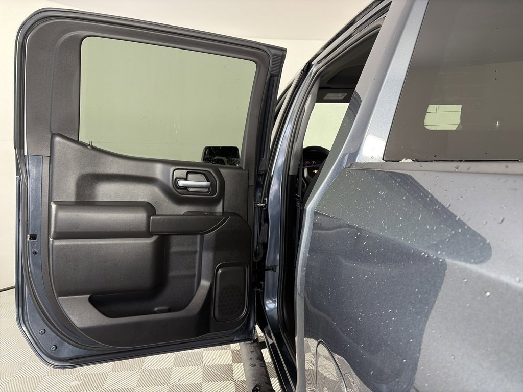 Used 2021 Chevrolet Silverado 1500 Custom w/ LPO, Dark Essentials Package image 11