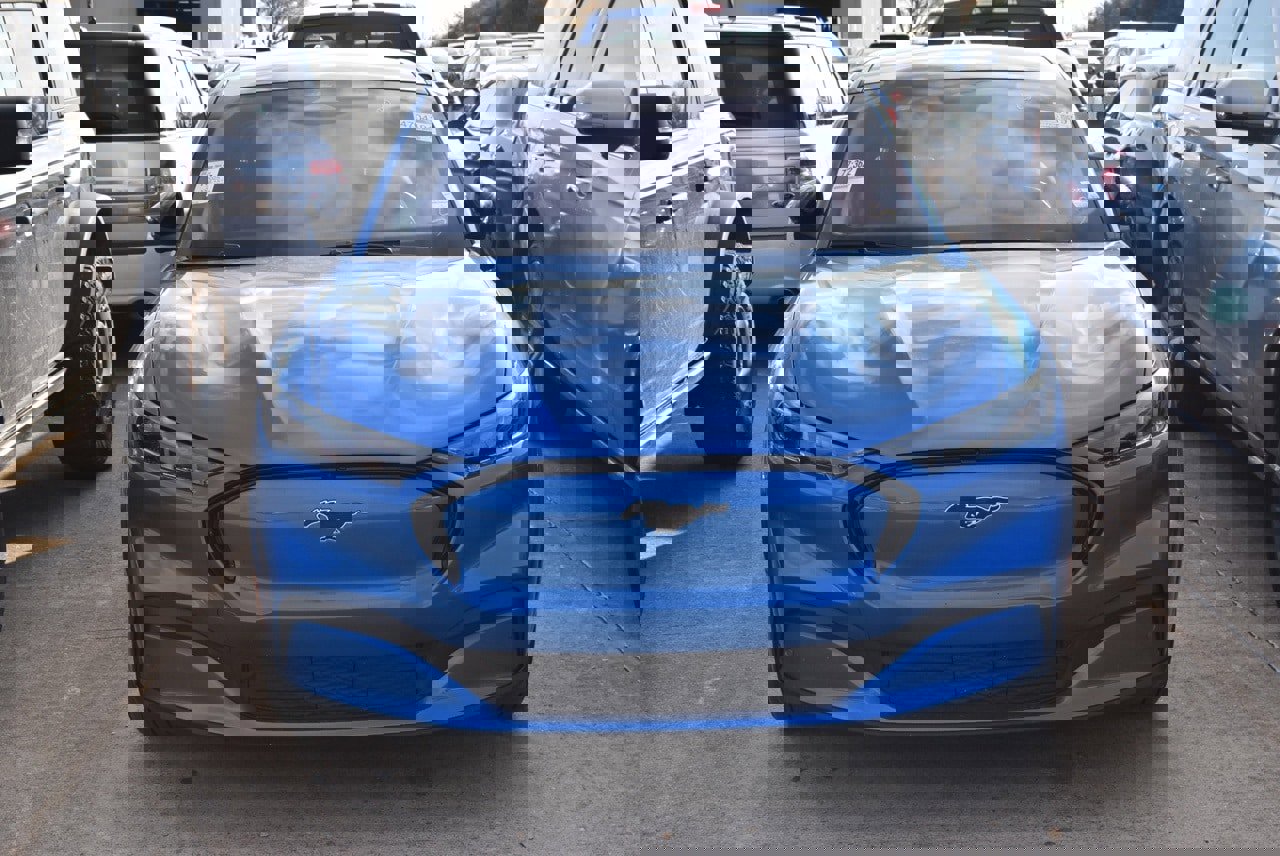 Certified 2025 Ford Mustang Mach-E Premium image 3