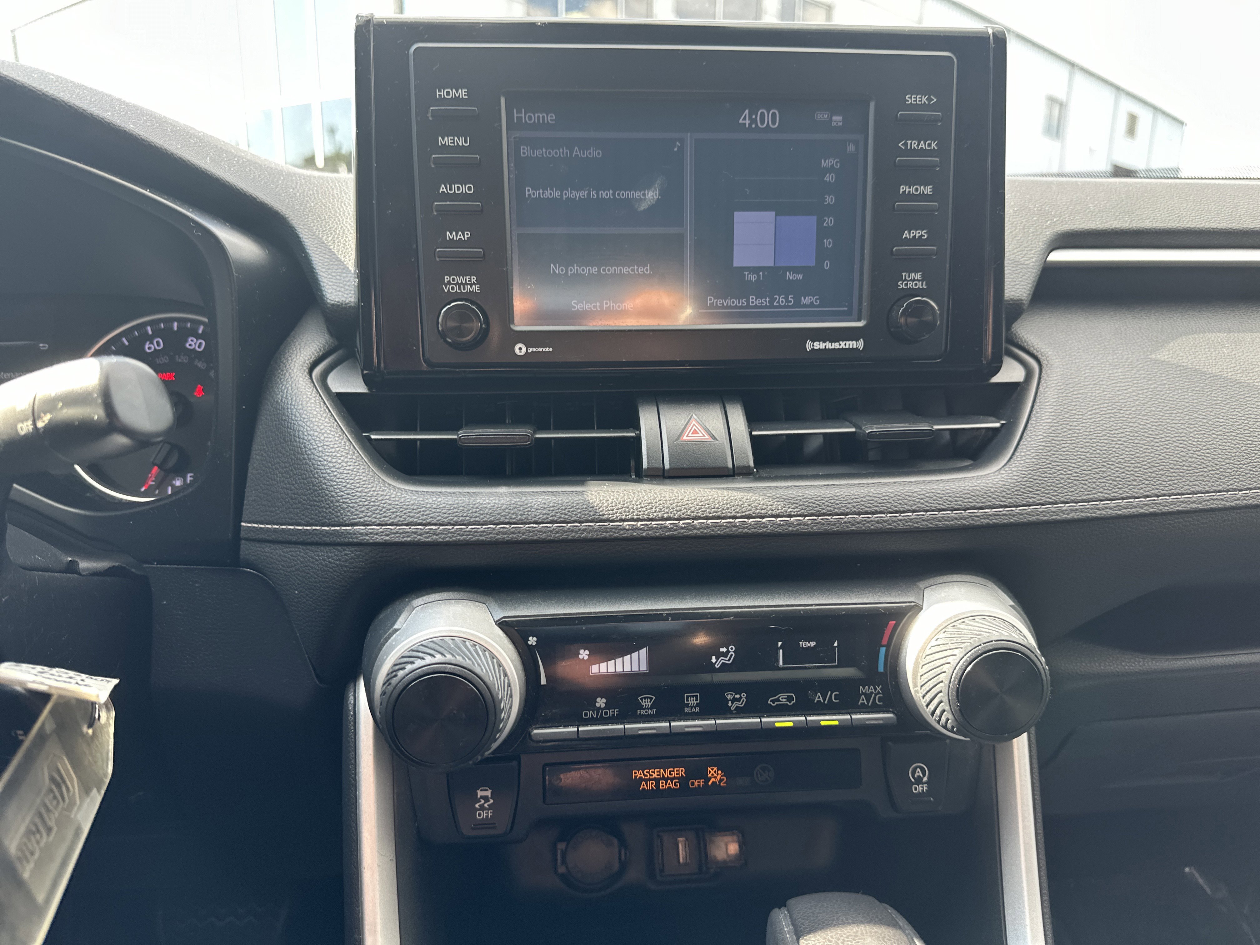 Used 2021 Toyota RAV4 LE image 16