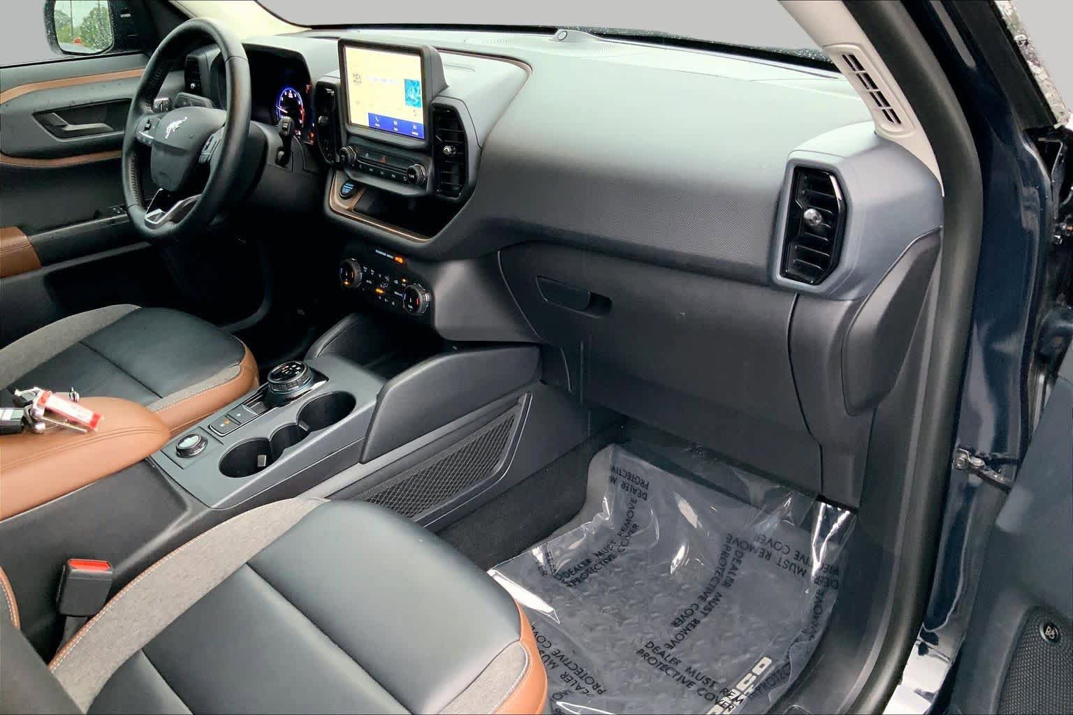 Certified 2023 Ford Bronco Sport Outer Banks w/ Tech Package AWD/4WD image 18