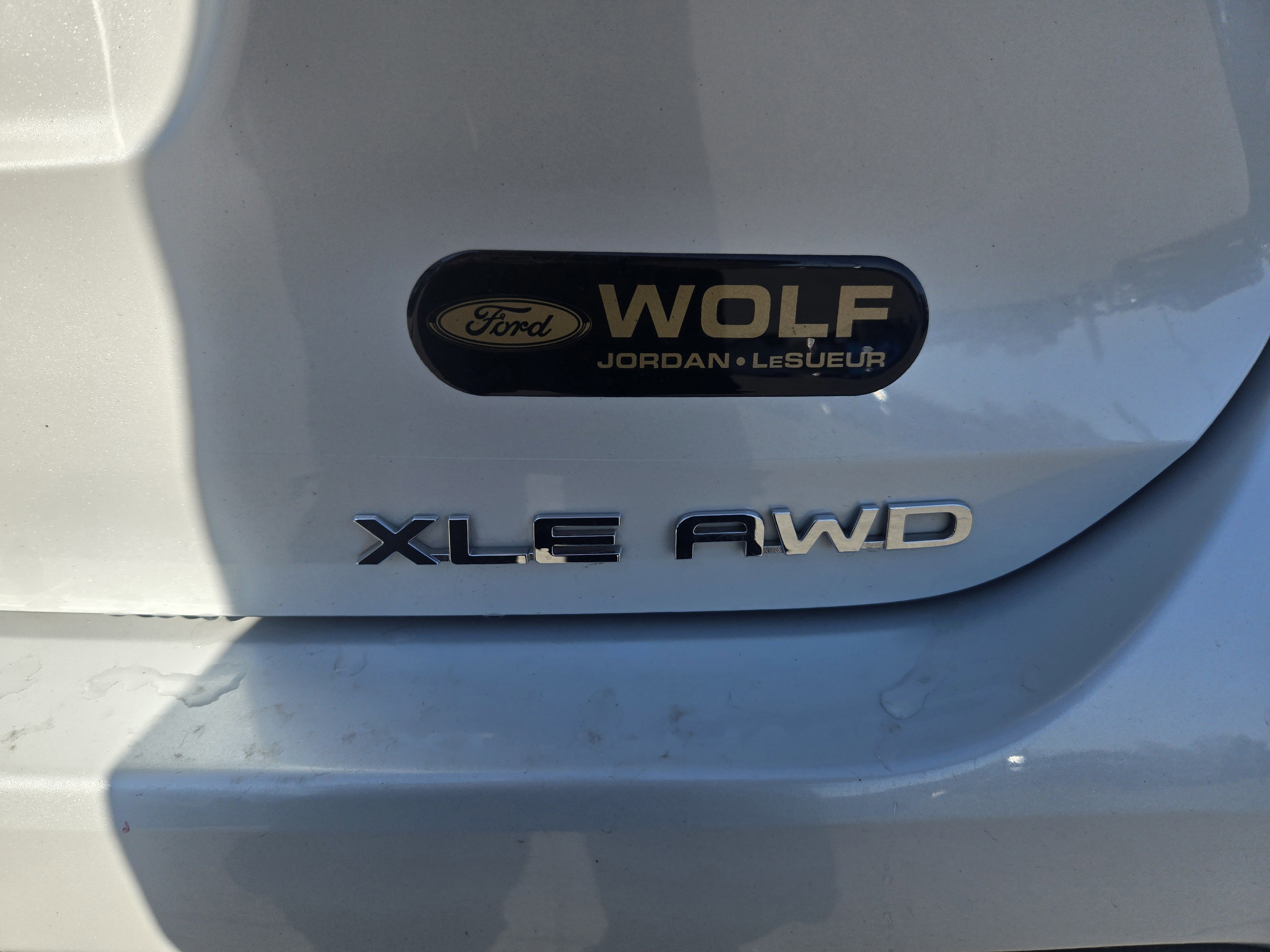 Used 2022 Toyota Highlander XLE AWD/4WD image 10