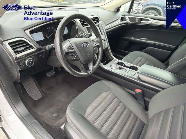 Certified 2018 Ford Fusion SE w/ Fusion SE Technology Package FWD image 17