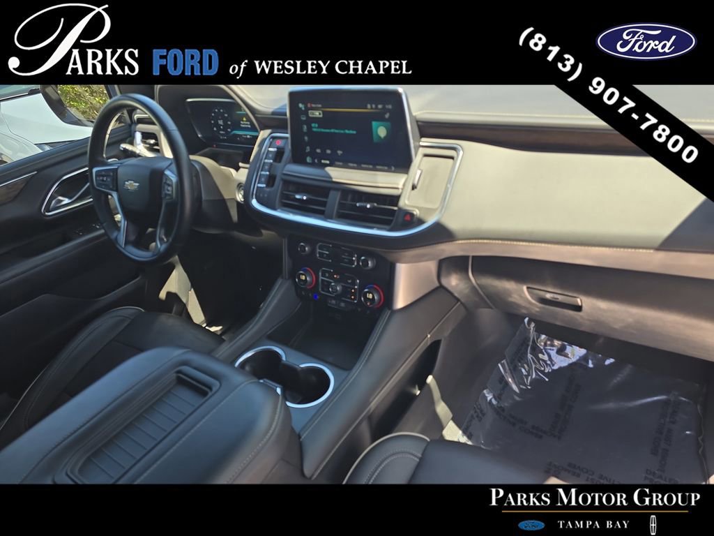 Used 2024 Chevrolet Suburban Premier image 10