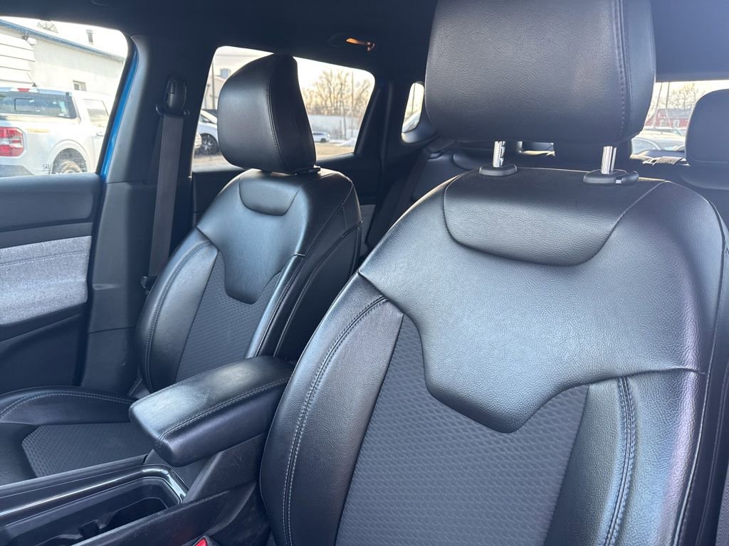 Used 2023 Jeep Compass Latitude w/ Convenience Group image 6