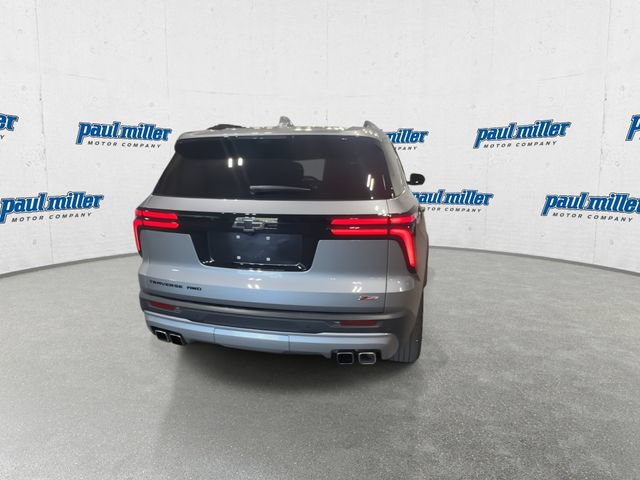 Used 2025 Chevrolet Traverse Z71 w/ Enhanced Driving Package AWD/4WD image 11