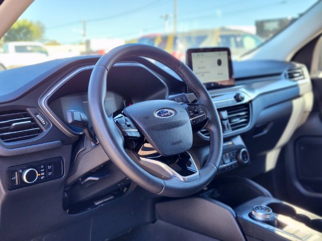 Certified 2023 Ford Escape Active AWD/4WD image 19