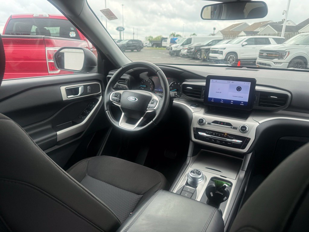 Certified 2024 Ford Explorer XLT AWD/4WD image 53