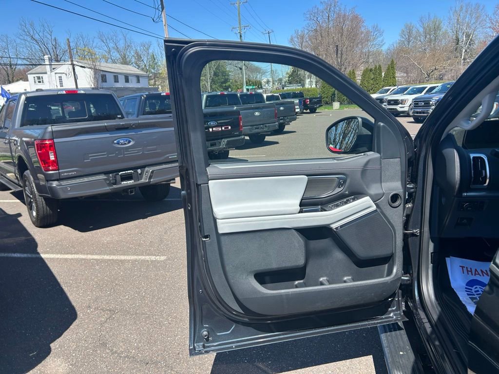 Certified 2025 Ford Expedition Max Platinum AWD/4WD image 14