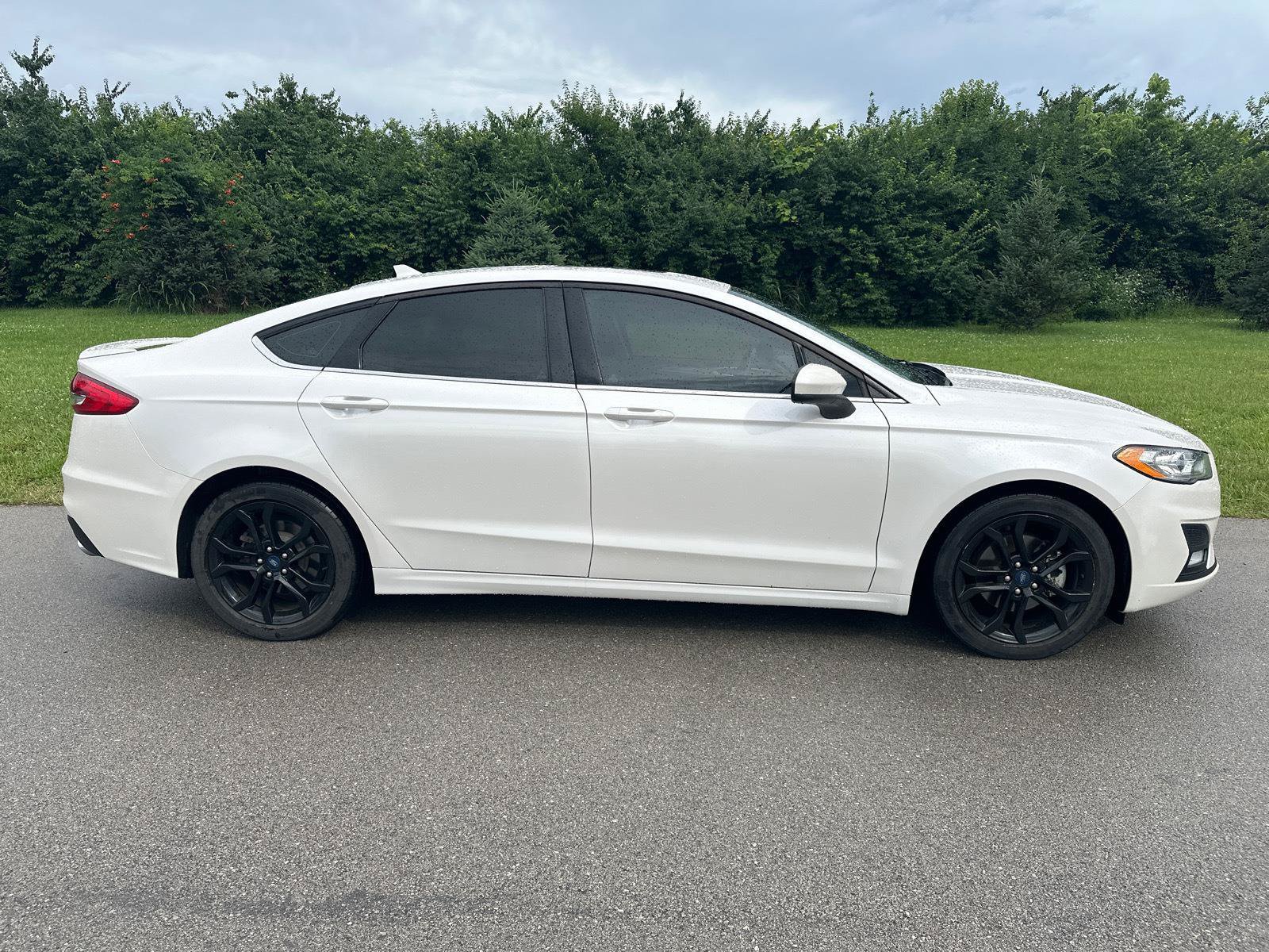 Certified 2019 Ford Fusion SE w/ Equipment Group 151A FWD image 15
