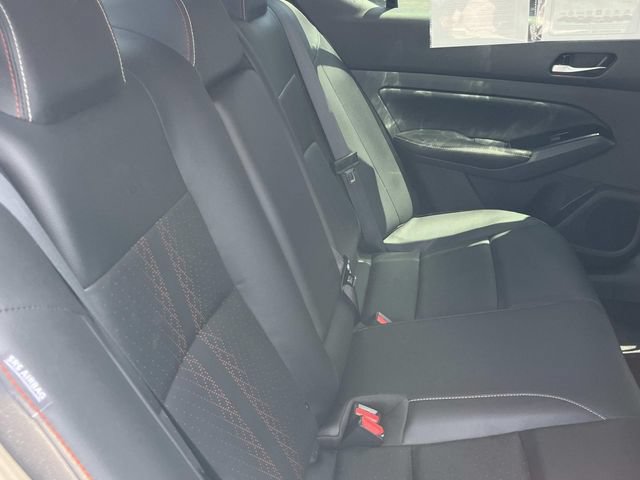 Used 2023 Nissan Altima 2.0 SR FWD image 23