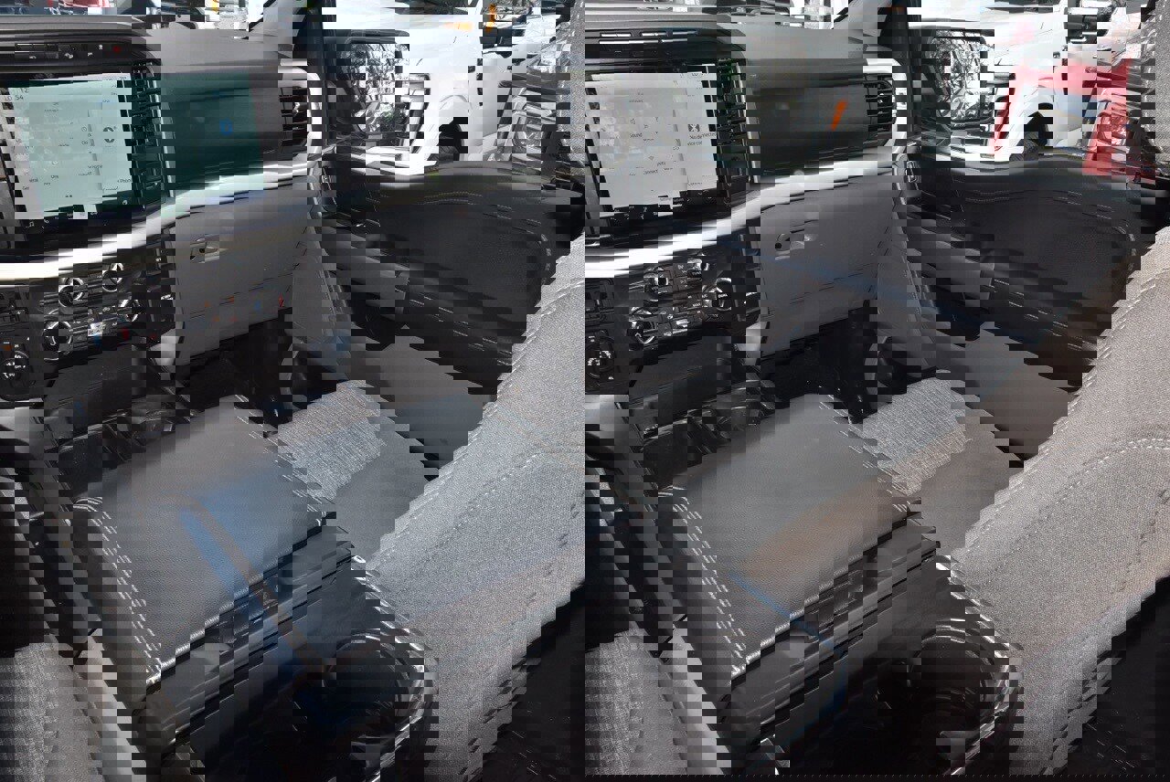 Certified 2022 Ford F150 XLT w/ Equipment Group 302A High image 18