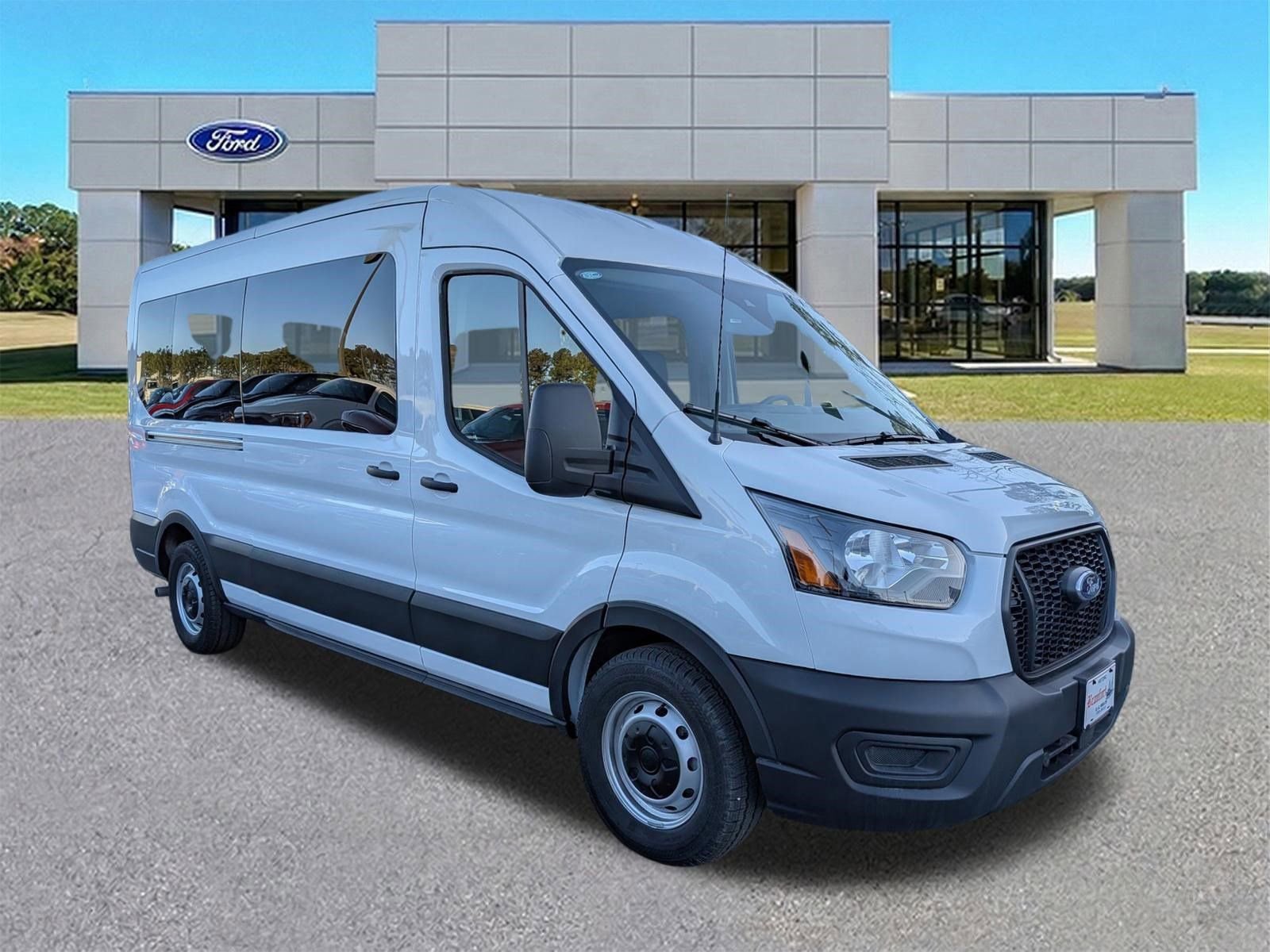Certified 2025 Ford Transit 350 XL image 8