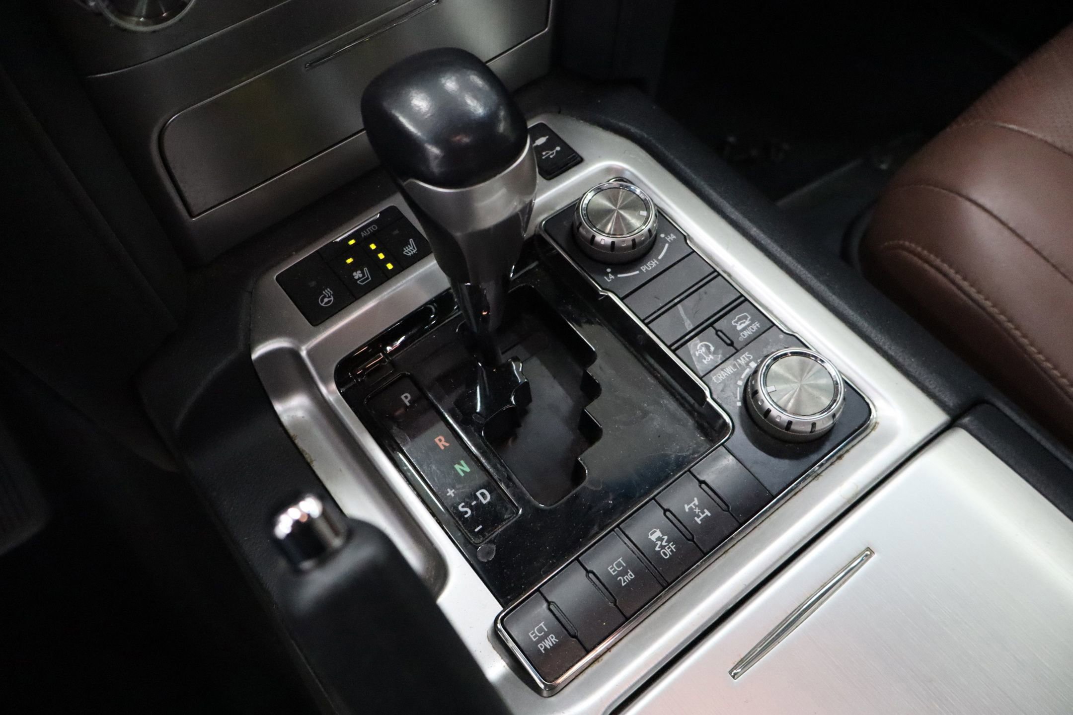 Used 2020 Toyota Land Cruiser AWD/4WD image 22