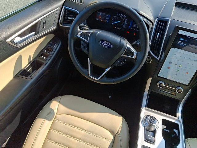 Certified 2024 Ford Edge SEL w/ Convenience Package AWD/4WD image 14