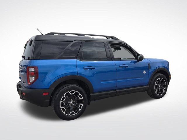 Certified 2025 Ford Bronco Sport Outer Banks w/ Outer Banks Tech Package+ AWD/4WD image 9
